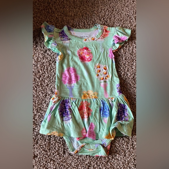 Posh peanut Rene twirls 3-6 & 6-9 - Picture 2 of 2